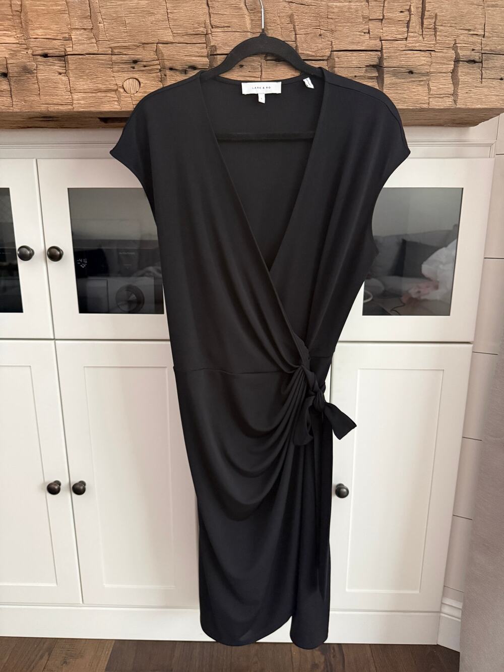 Lark & Ro Black Faux Wrap Dress Sz L Tie Waist Cap Sleeve LBD Career